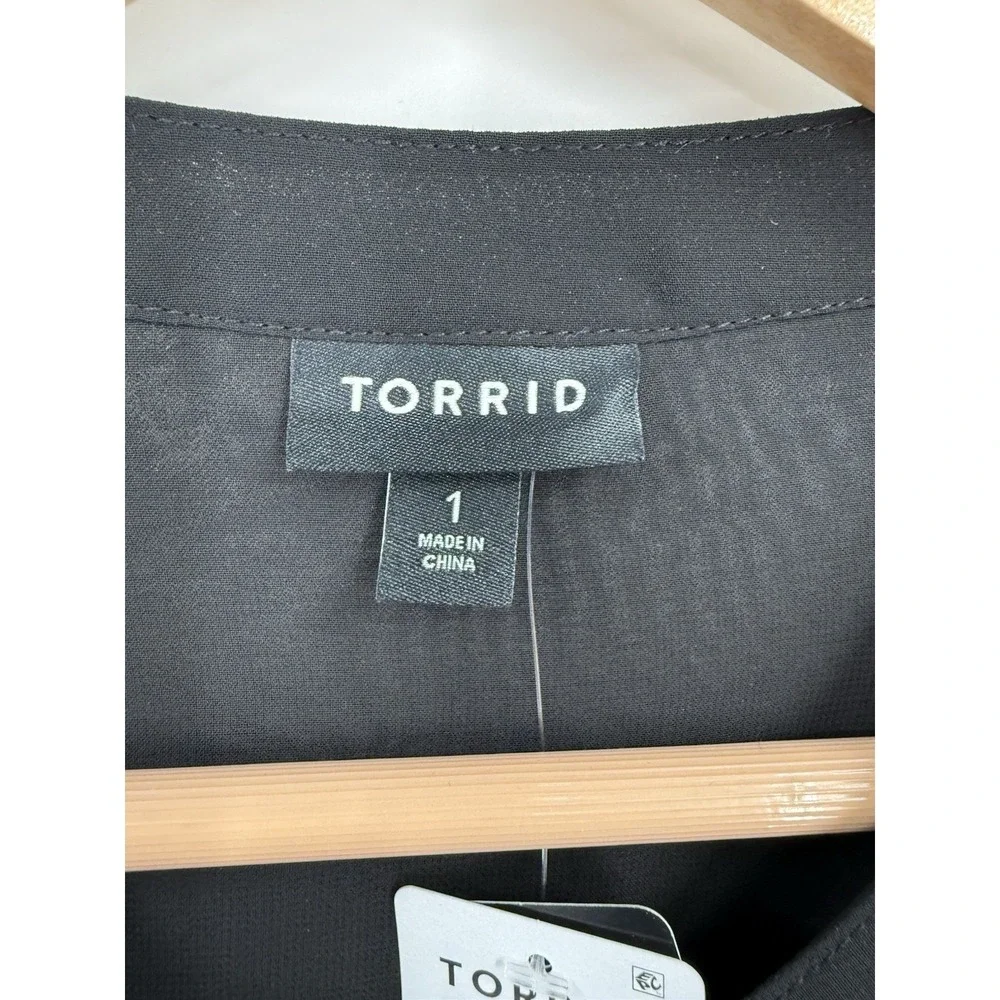 Torrid Top Blouse Womens 1X 14-16 Whimsigoth Semi Sheer Dark Romantic Witchy
